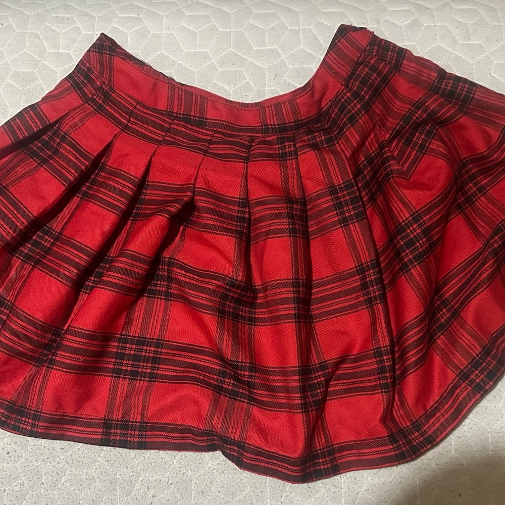 Chic Red Plaid Mini Skirt